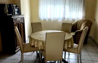 Тристаен апартамент в Габрово, Сирмани