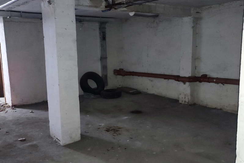 Garage/Parking in Ruse, Centyr