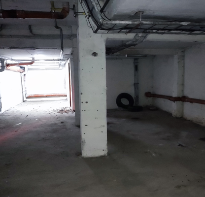 Photo 4 — Garage/Parking in Ruse, Centyr
