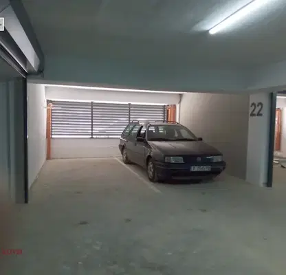 Photo 3 — Garage/Parking in Ruse, Centyr