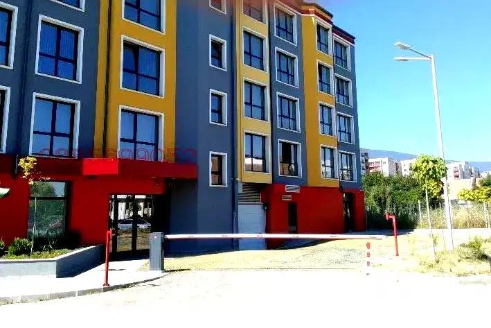 Garage/Parking in Studentski