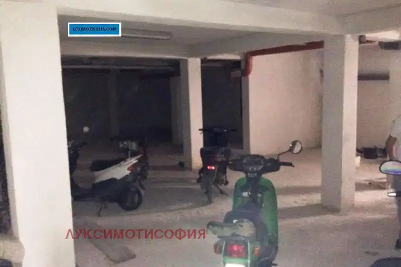 Паркомясто в Търговище, Център