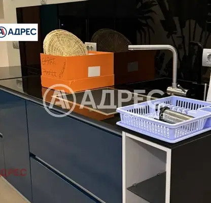 Снимка 2 — Многостаен апартамент в к.к. Св.Св. Константин и Елена