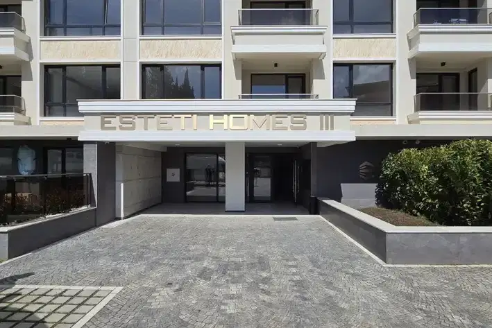 4-bedroom apartment in Stara Zagora, Ayazmoto
