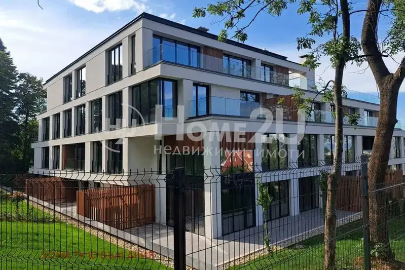 4-bedroom apartment in Sofiya, Boyana