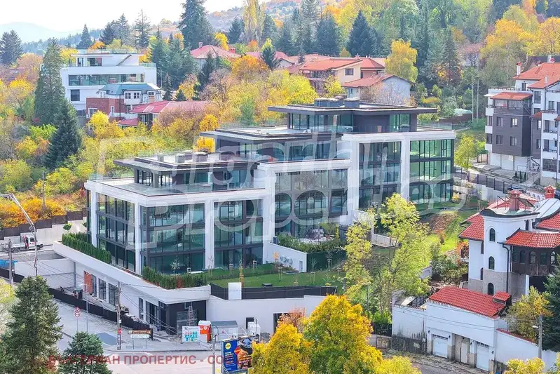 4-bedroom apartment in Sofiya, Boyana