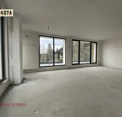 Снимка 3 — Четиристаен апартамент с покривна тераса и паркоместа в Бояна, София