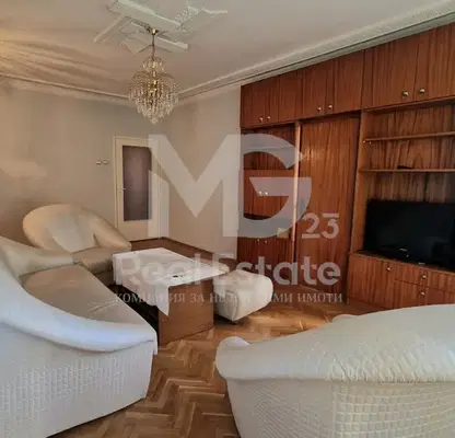 Photo 2 — 4-bedroom apartment in Plovdiv, Centyr