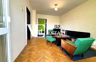 Многостаен апартамент във Варна, Център