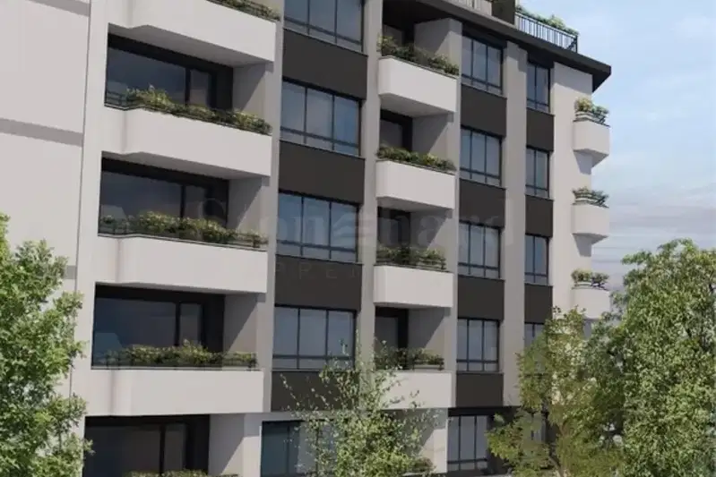 4-bedroom apartment in Sofiya, Centyr