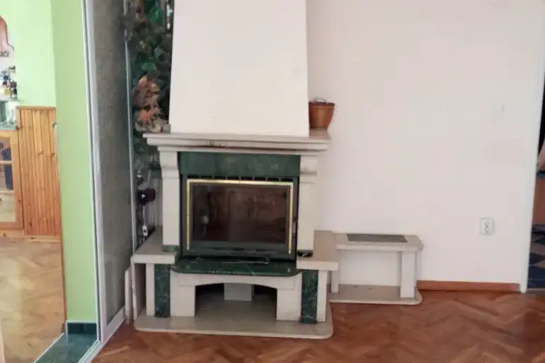 Многостаен апартамент в Добрич, Център