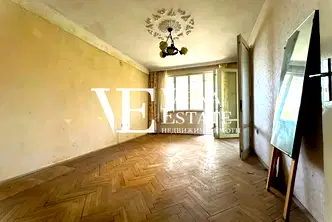 Многостаен апартамент във Варна, Център