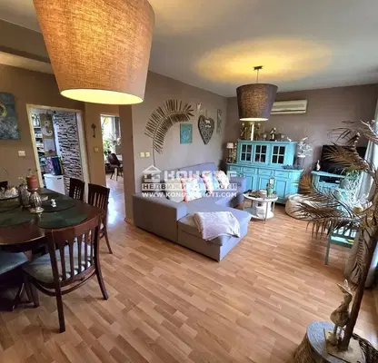 Photo 2 — 4-bedroom apartment in Plovdiv, Centyr