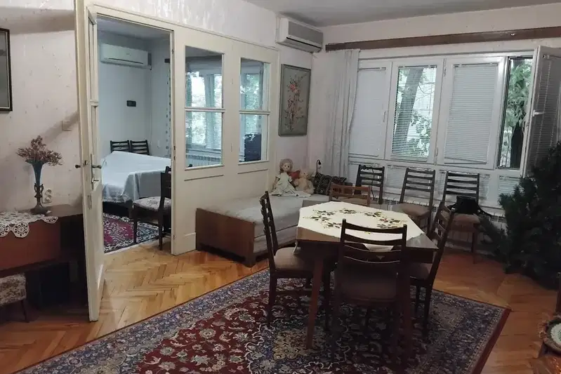 Многостаен апартамент в Русе, Център