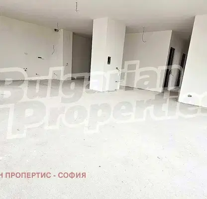 Снимка 3 — Многостаен апартамент в София, Кръстова вада