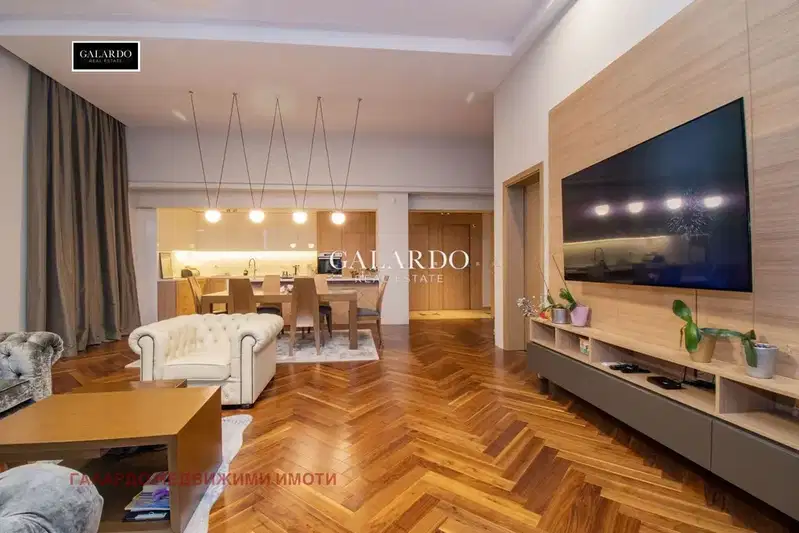 4-bedroom apartment in Sofiya, Krystova Vada