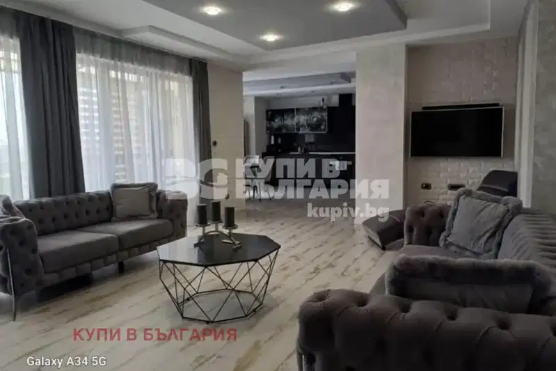 4-bedroom apartment in Varna, Alen Mak