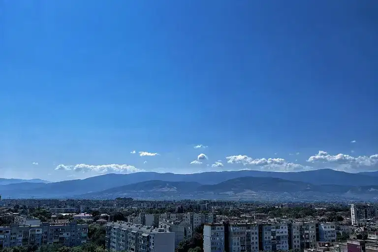 4-bedroom apartment in Plovdiv, Mladejki Hylm