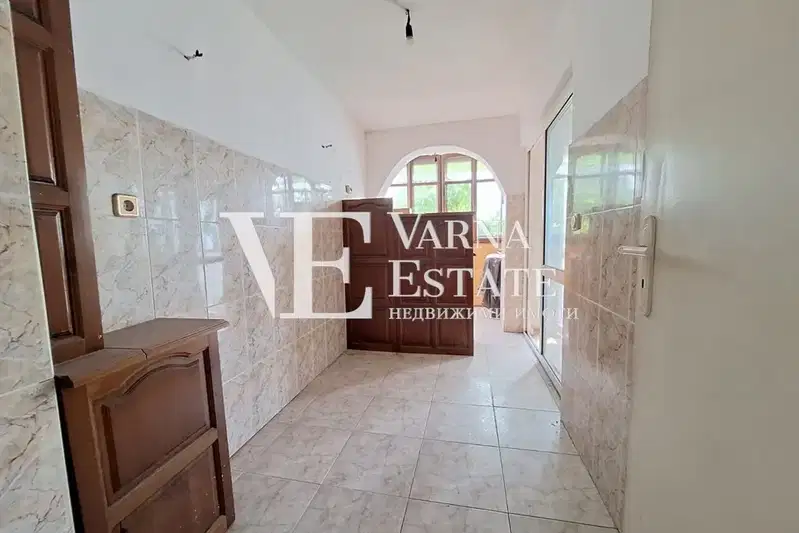 4-bedroom apartment in Varna, Pogrebi