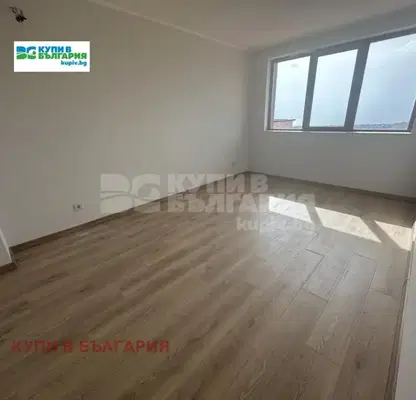 Photo 5 — Four-room apartment with sea view in Vinitsa, Varna