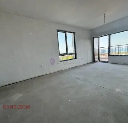 Photo 3 — 4-bedroom apartment in Varna, Vinica