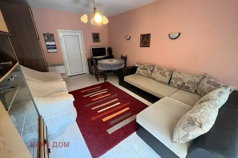4-bedroom apartment in Varna, Vins-Cherven Ploshtad