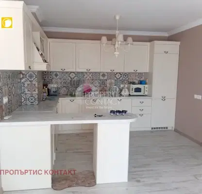 Снимка 3 — 4-стаен апартамент с морска панорама в Созопол