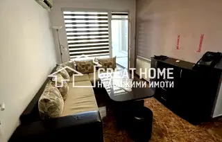 Двустаен апартамент в Търговище, Център
