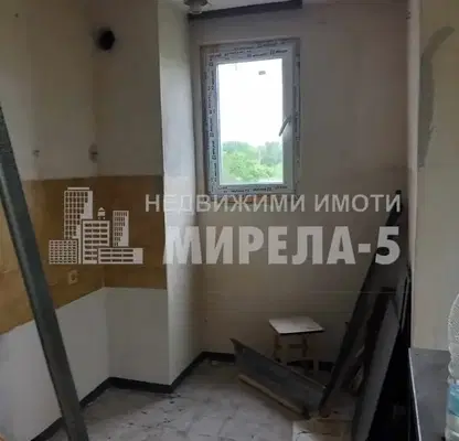 Снимка 5 — Двустаен апартамент 77 кв.м. в Дружба 2, Русе с тераса