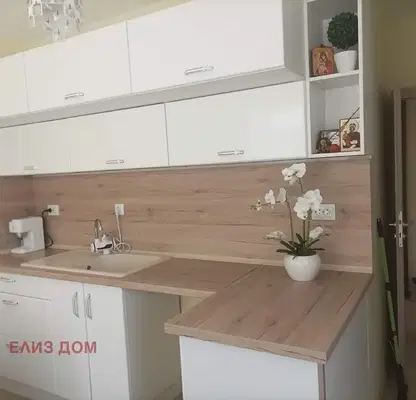 Снимка 2 — Двустаен апартамент във Варна, Гранд Мол