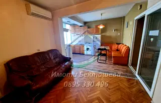 Двустаен апартамент в Русе, Хъшове