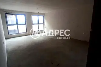 Двустаен апартамент в Пловдив, Кършияка