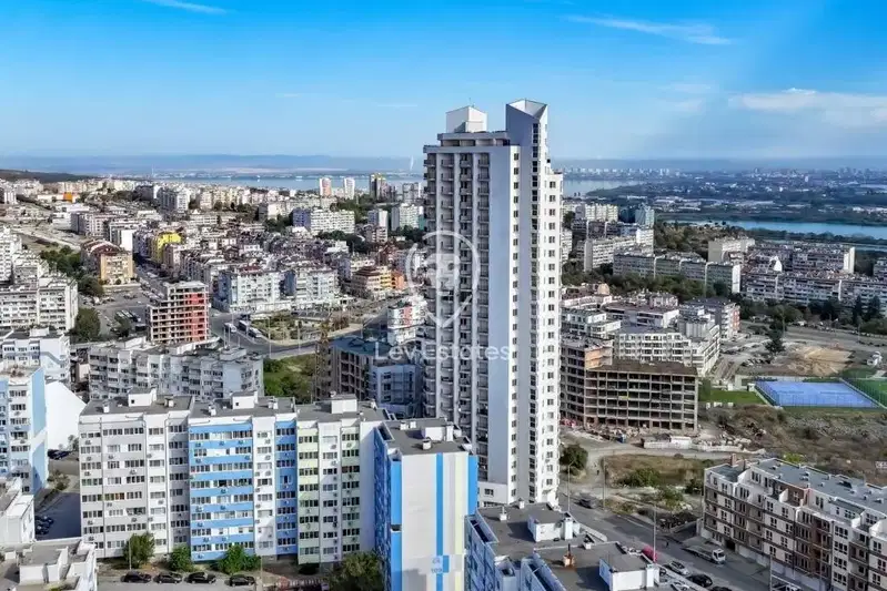 Двустаен апартамент в Бургас, Меден рудник - зона А