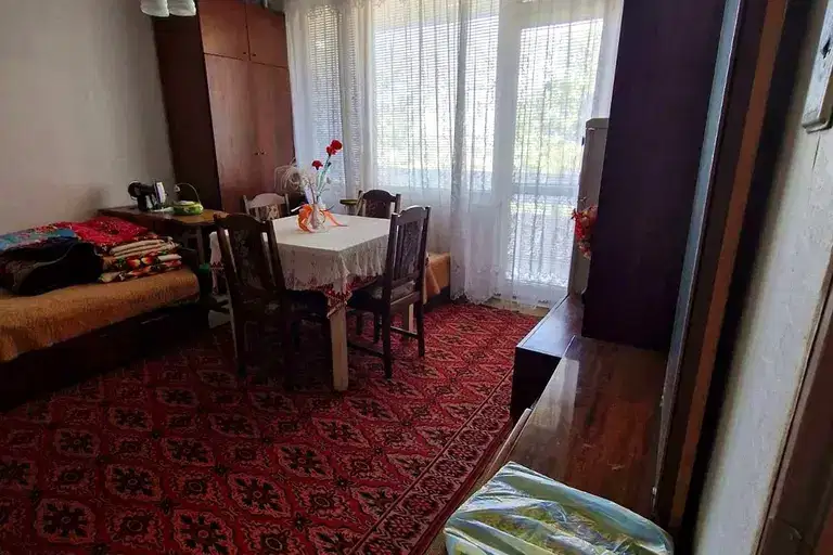 2-bedroom apartment in Раз, Орел
