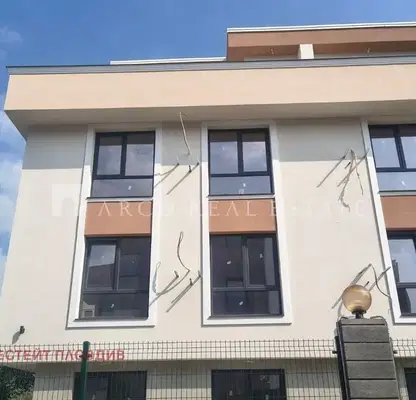 Снимка 5 — Двустаен апартамент с тераса в нова сграда в Остромила, Пловдив