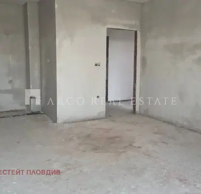 Снимка 4 — Двустаен апартамент с тераса в нова сграда в Остромила, Пловдив