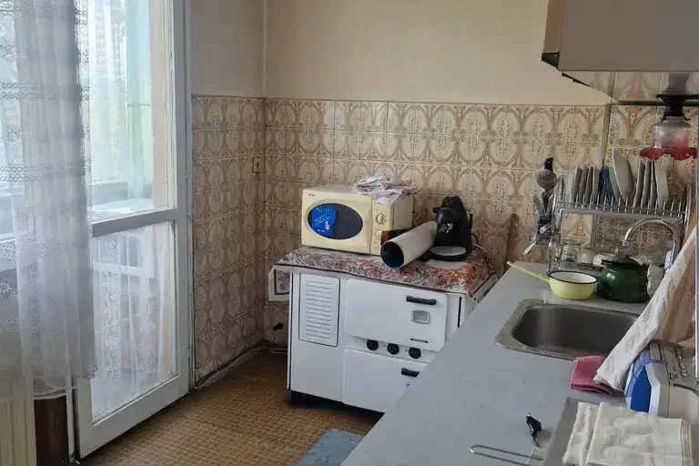 Двустаен апартамент в Плевен, Сторгозия