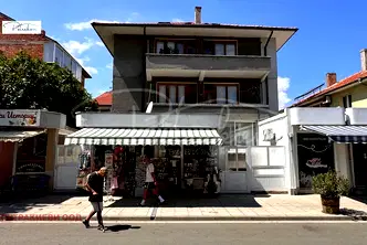 Двустаен апартамент в Бургас, Несебър