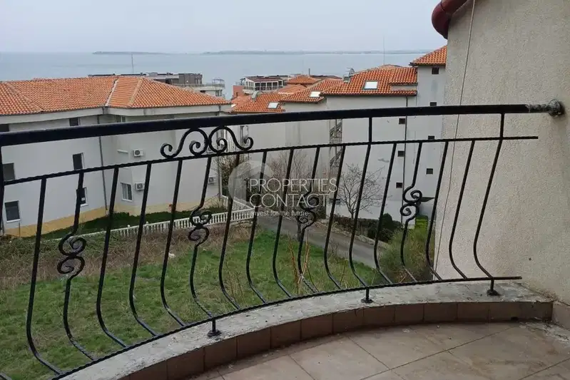 Двустаен апартамент с гледка море в Свети Влас
