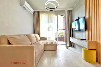 Двустаен апартамент в Бургас, к.к. Слънчев бряг