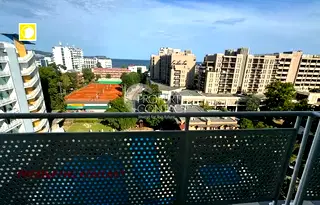 Двустаен апартамент в Бургас, к.к. Слънчев бряг