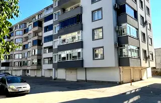 Двустаен апартамент в Кърджали, Момчил