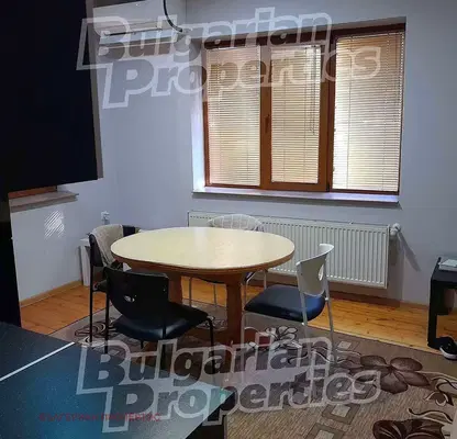 Photo 3 — Floor of House in Раз, Център