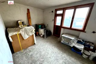 Етаж от къща във Враца, Център