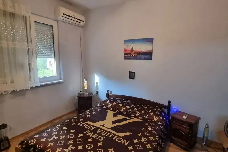 Floor of House in Stara Zagora, Kazanski - Iztok
