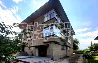 Етаж от къща в Габрово, Сарани
