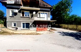 Етаж от къща в Габрово, Дряново