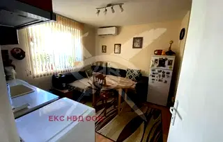 Етаж от къща в Пловдив, Асенов