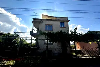 Етаж от къща в Пловдив, Баня