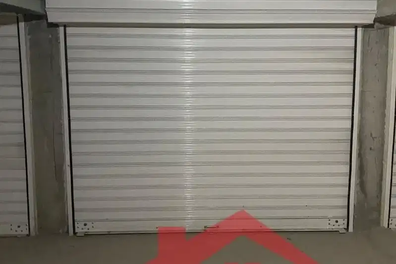 Garage/Parking in Kyrdjali, Centyr